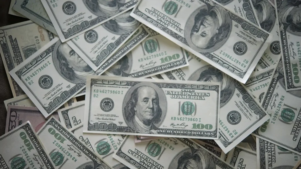 درآمد دلاری از آمازون