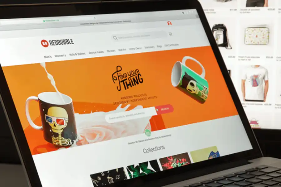 در Redbubble، فرایند تولید و ارسال محصول برای مشتری، بدون دخالت شما، به‌طور کامل انجام و پشتیبانی می‌شود.