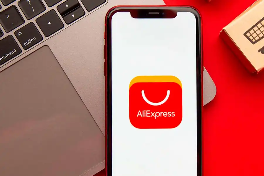 با استفاده از AliExpress Dropshipping Center قبل از انتخاب نیچ، قیمت‌ها و حاشیه سودآوری محصولات را به دقت بررسی کنید.